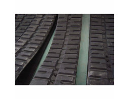 Резиновые гусеницы для мини-погрузчика Komatsu CK35-1