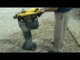 Запуск вибротрамбовки Wacker Neuson